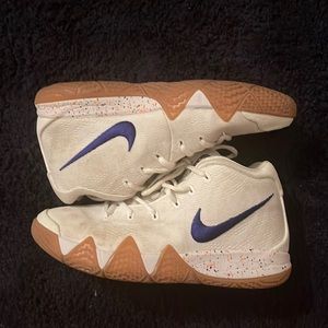Kyrie 4 Uncle Drew Nike Basketball Shoe